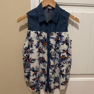 Lee Cooper sleeveless shirt, size XS, like new